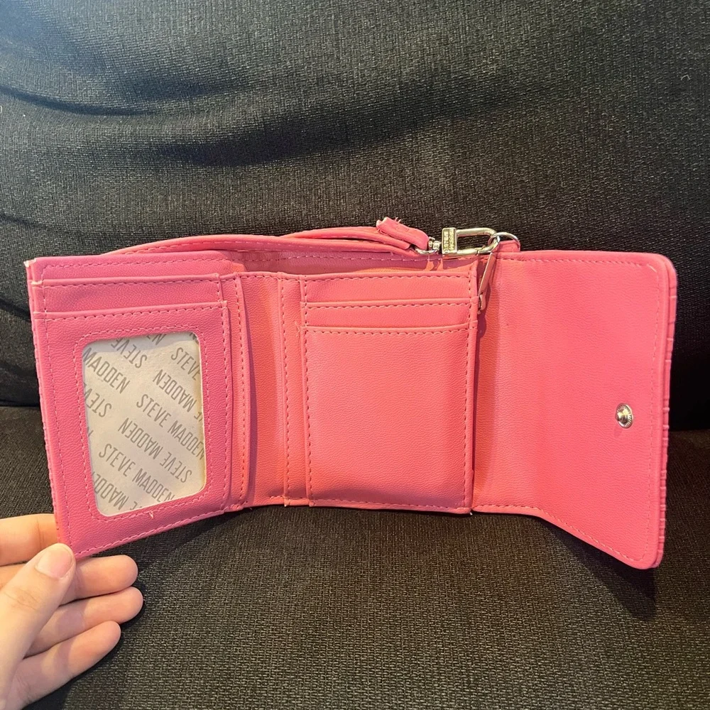 Steve Madden Embossed Pink Wristlet